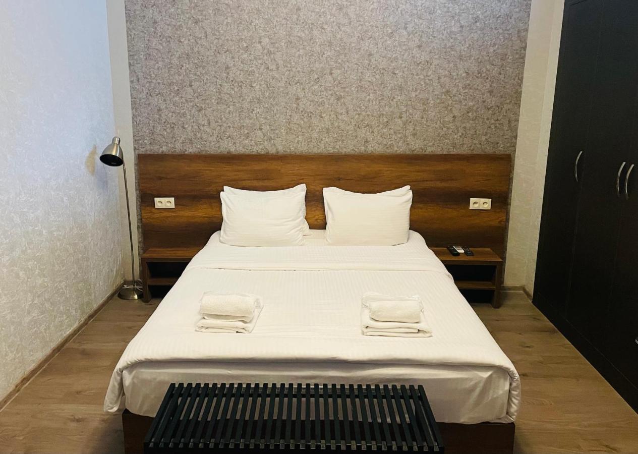 2Nd Floor Hotel Tbilisi Exterior foto